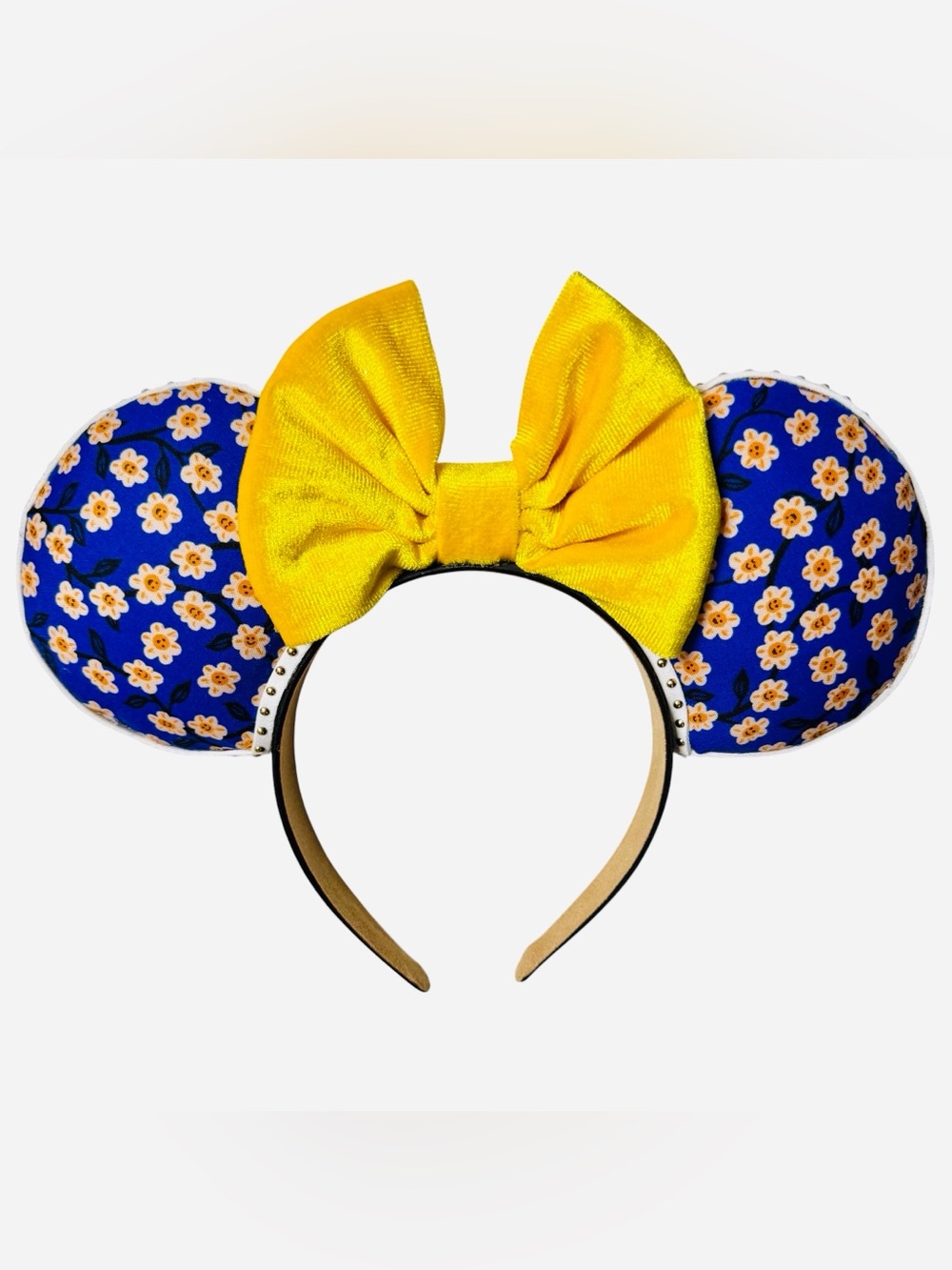 Smiling Flower Mouse Ears